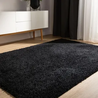 benuta Basic Hochflorteppich Teppich Wohnzimmer Sohari - Schwarz 133x190 cm - Minimalistischer Look - Weich & Waschbar - Für Schlafzimmer, Flur oder Esszimmer - Geeignet für Fußbodenheizung