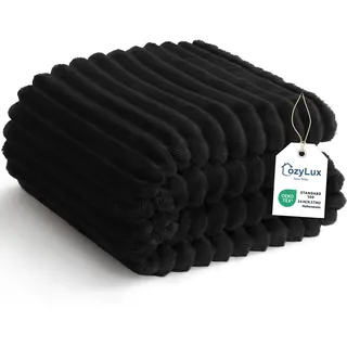 CozyLux Kuscheldecke Flauschig Decke 150x200 cm Schwarz | 300 g/m2 XL Gerippte Flanell Sofa Decke, OEKO-TEX 100, Geschenke zum Geburtstag für Mama Sie, Warme Deko für das Zuhause