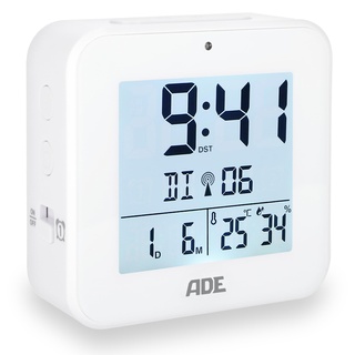 ADE Funkwecker digital mit Batterie | 2 Weckzeiten | Temperaturanzeige | Luftfeuchtigkeit | Reisewecker | Funkuhr mit DCF Zeitsignal | Schlummerfunktion | weiß