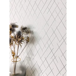 Newroom Vliestapete Grau Silber Linien geometrisch Muster Wohnzimmer | metallischer Glanz, feine Textilstruktur, rautenartige Optik, elegant skandinavisch, Mustertapete, Wandtapete, Schlafzimmer