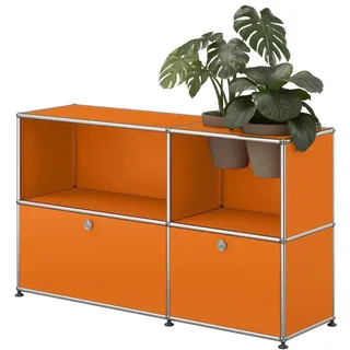 USM Haller Sideboard mit zwei Klapptüren und Pflanzeneinsatz Reinorange
