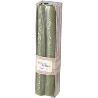 BOLTZE Melia Stabkerze Khaki 20cm 4tlg | 4 grüne Stabkerzen mit matter Oberfläche, 20 cm hoch und bis zu 7 Stunden Brenndauer.