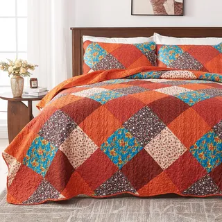 Qucover Tagesdecke Patchwork Patchworkdecke Wendedesign Bettüberwurf Sofadecke aus Polyester 3 Teilig Set mit Kissenbezüge Ganzjährig Nutzbar Ziegelrot Weinrot (Orange-Rot, 250x270cm)