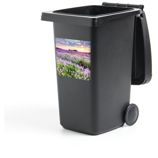 MuchoWow Wandsticker Blumen - Lavendel - Lila - Himmel - Sonnenuntergang - Wiese - Natur (1 St), Mülleimer-aufkleber, Mülltonne, Sticker, Container, Abfalbehälter bunt