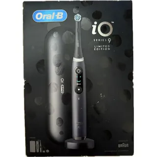 Oral-B iO Series 9 Black Onyx Special Edition 1