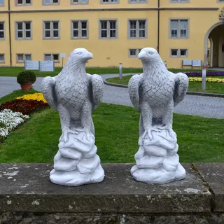 gartendekoparadies.de Gartenfigur Statuen Adler Steinadler im Doppel, Steinfiguren, H. 60 cm, je 35 kg, (2er-Set), Frostsicher grau