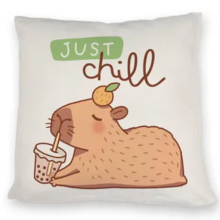 Capybara mit Bubble Tea Kissen mit Spruch Just Chill Kawaii Happy Capybara Relax im Bett Schlafen wie auf Wasserbett Süß am Nachttisch