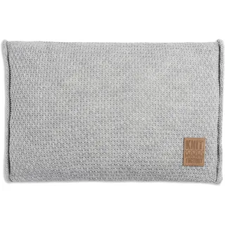 KNIT FACTORY - Jesse Kissen - Grau - 60x40 cm | Sofakissen mit Füllung und Bezug - Couchkissen - Zierkissen - Gestrickter Dekokissen - Zeitloses Design