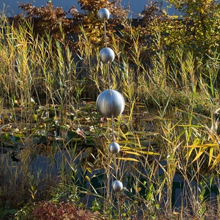 CIM Gartenstecker - Mirror 5K Edelstahl Matt – Höhe: 180cm - Edelstahl-Kugeln - Vielseitige Haus und Gartendekoration
