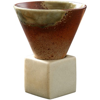 NLDGR Kegelbecher grobe Keramik Kaffeetasse mit Boden, kreative dreieckige kegelförmige Porzellantasse, Keramik-Teetasse für Kaffee, Tee, Wasser, Latte, Milchshake, Joghurt