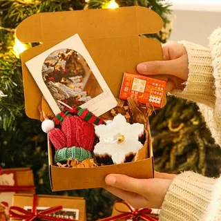 Konische Weihnachtskerzen, Teelichter In Form Von Lebkuchenmännchen Mit Geschenkbox, Handgefertigte Wachskerzen Zur Dekoration Von Weihnachtsfeiern, Tischdekorationen Für Die