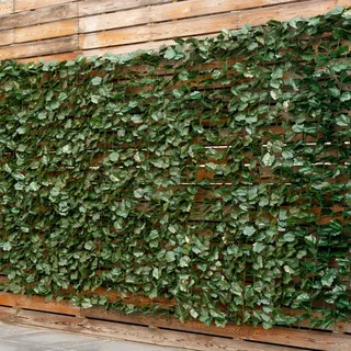 COSTWAY Künstliche Efeu Garten Sichtschutz, Balkonsichtschutz Blätteroptik Windschutz, Pflanzenwand Hecke Efeublättern, für Gartenhecken Balkon Außendekoration, Heckenpflanze Grün (150 x 240 cm)