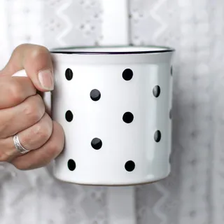 City to Cottage® - Keramik XXL Becher 500 ml | Kaffeebecher | Weiß und Schwarz | Polka Dots | Handgemacht | Keramik Geschirr | Große Tasse