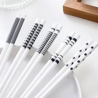 Schwarzes Set Mit 5 Paar Chinesischen Essstäbchen, 10 Stück