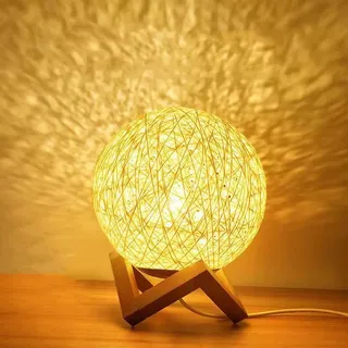 OOWDMPE Kugel LED Tischleuchte mit Kabel und USB Stecker Vintage Boho Tischlampe Rattan Lampenschirm Acryl Base Retro Nachtlampe Dekorative Kleine Lampe 3000K/4000K/6000K für Wohnzimmer Schlafzimmer