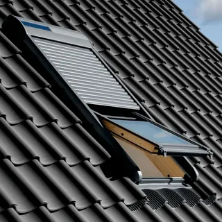 VELUX Solar-Rollladen SSL SK06 0000S Aluminium Dunkelgrau