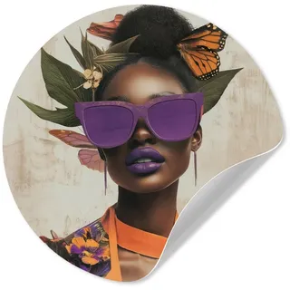 MuchoWow Wandsticker Frau - Sonnenbrille - Schmetterling - Blumen (1 St), Tapetensticker Selbstklebend, Wandbild Wohnzimmer, 80x80 cm 80 cm x 80 cm x 0.1 cm