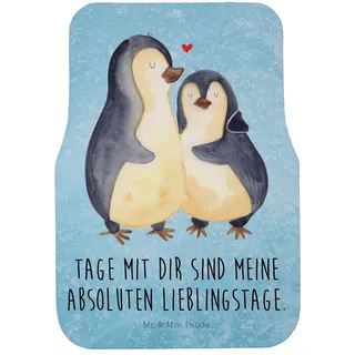 Mr. & Mrs. Panda Fußmatte Pinguin umarmen, Automatte, Eisblau, Auto Fußmatte, Liebe, PKW, Hochz, rechteckig, Höhe: 63 mm, Hochzeit Stoffmatte Auto Liebesgeschenk blau