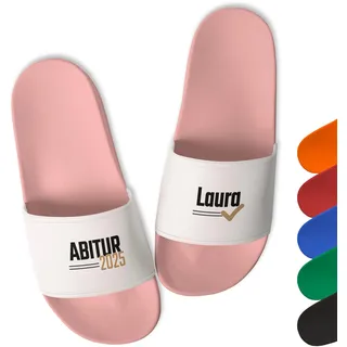 Geschenke zum Abschluss 2026: Badelatschen personalisiert „Abitur Bachelor Gymnasium Ausbildung uvm.“ – Bade-Schlappen personalisiert mit Namen für Mädchen Jungen Damen Herren (Rosa, Gr. 41) - 41 EU
