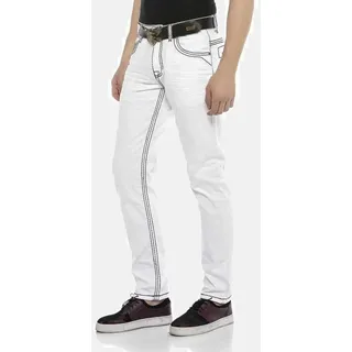 Cipo & Baxx Regular-fit-Jeans DENIM bequeme Jeans mit auffälligen Kontrastnähten, CD601 weiß 31