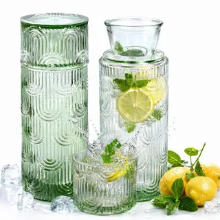 BXUUXA Wasserkaraffe mit Glas 640 ml Nachttischkaraffe mit Deckel | Borosilikatglas mit Trinkglas als Deckel für Wasser, Saft und Tee, ideal für Schlafzimmer, Büro und Gästezimmer
