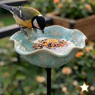 Vogeltränke Blume & Bienentränke Keramik Gartenstecker – Insektentränke Garten für Wasser & Vogelfutter, Dekorative Keramikblüten für Bienen & Vögel (2, Grün)