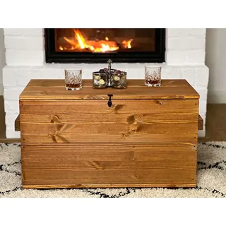 Uncle Joe ́s Truhe hell Couchtisch Truhentisch im Vintage shabby chic Style aus Massiv-Holz in braun mit Stauraum und Deckel Holzkiste Beistelltisch Landhaus Wohnzimmertisch Holztisch nussbaum
