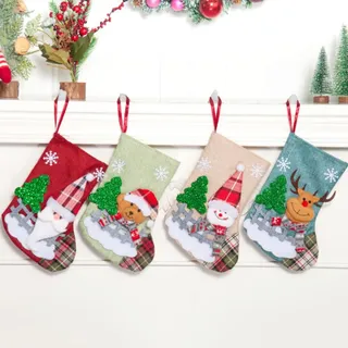 AstarFavor 4PCS Weihnachtsbaum Socken Weihnachtsstrümpfe,Nikolausstrumpf Set Nikolausstiefel Socken Weihnachtsstrumpf Geschenktüte Nikolaussocken Für Weihnachtsfeier Dekorieren