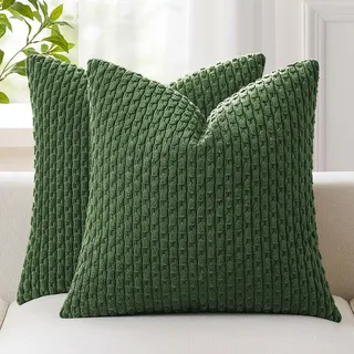 Kevin Textile Frühlings-Kissenbezüge, weicher Kordsamt, dekorativ, Set mit 2 Kissenbezügen, Boho-gestreift, Bauernhaus, Heimdekoration für Couch, Bett, Sofa, Wohnzimmer, 40 x 40 cm, Moosgrün