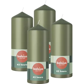 Bolsius Glatte Stumpenkerzen - Grün - 4 Stück - 15 x 6 cm - Dekorative Haushaltkerzen - Länge Brenndauer 42 Stunden - Unparfümierte - Enthält Natürliches Pflanzenwachs - Ohne Palmöl