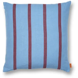 Ferm Living - Grand Kissen, 50 x 50 cm, blau / burgund