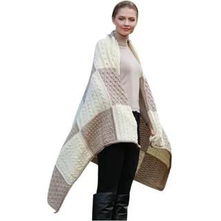 Aran Woollen Mills Irischer Patchwork Kuscheldecke Überwurf Wolldecke aus 100% Merino Wolle (167cm x 110cm) (Beige)