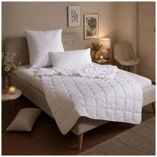 Traumschlaf TencelTM Lyocell Bettdecke leicht, Füllung: 70% Lyocell, 30% Polyester 200x220 cm