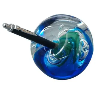 Pfronten Schmuck Traumkugel Briefbeschwerer aus Glas groß mit Stifthalterung - blau mit grünen Blase - Handarbeit
