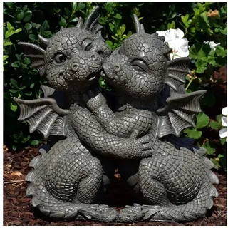 MystiCalls Gartenfigur Gartendrachen "Loves" - Gartenfigur Garten Dekoration Drache, (1 St), Handgefertigt und handbemalt grün