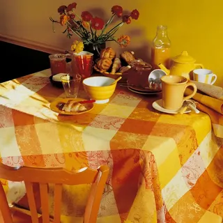 Garnier Thiebaut Tischläufer Mille Couleurs Damast Soleil 55 x 180 cm