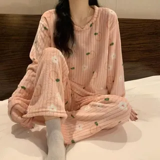 Dicker Korallensamt Damen Pyjama-Sets mit süßem Cartoon-Pfirsichdruck für Herbst und Winter Komfort (durchschnittliche Größe Rosa)