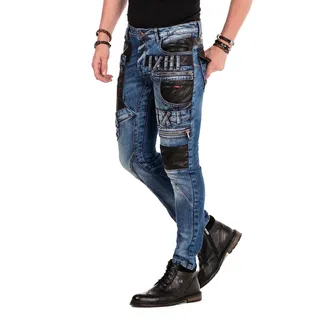 Bequeme Jeans CIPO & BAXX Gr. 38, Länge 34, blau Herren Jeans mit Kunstleder-Applikationen in Straight Fit
