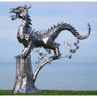 Casa Padrino Luxus Gartendeko Skulptur Drache Silber 290 x 140 x H. 292 cm - Riesige Edelstahl Deko Figur - Gartenfigur - Hotel Garten Deko