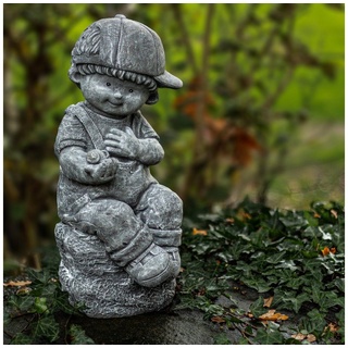 Antikas Gartenfigur Junge mit Schnecke, Garten Dekoration, Steinfiguren grau