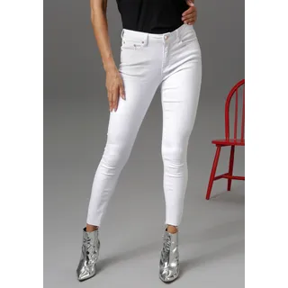 Skinny-fit-Jeans ANISTON CASUAL Gr. 40, N-Gr, weiß (white) Damen Jeans Röhrenjeans regular waist - mit ausgefransten Beinabschluss