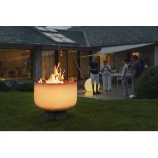 Feuerschale Quarzglas QFlame XL Ø 71 cm mit Sockel aus Beton Gartenkamin