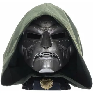 Hasbro Marvel Legends Series Doctor Doom Premium