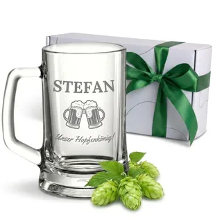 Bierkrug mit Gravur - Personalisierte Geschenke Männer - Geschenke für Sie & Ihn - Bierglas Geschenkidee für Herren, Freunde Vatertag - Geburtstagsgeschenk Bierfreunde Prost!
