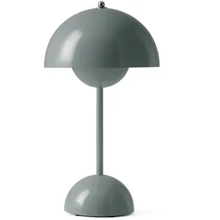 &Tradition - Flowerpot Akku Tischleuchte VP9 mit magnetischem Ladekabel, glänzend, steinblau