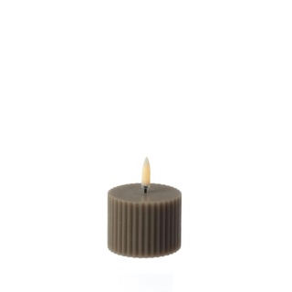 LED Mini Kerze Thea Uyuni mit Rillen Timer bis 400Std. D: 5,8cm sand