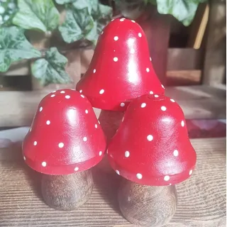3 x Fliegenpilze Pilze Holz 6.5+10cm Glückspilze Holzpilze Dots Dekopilze Deko