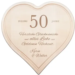 Casa Vivente Herz Schneidebrett mit Personalisierter Gravur und Saftrille, Geschenkidee zur Goldenen Hochzeit mit Namen und Datum, 30 x 30 CM