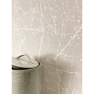 Newroom Vliestapete Beige Zweige Natur Modern Tapete Wohnzimmer | kahle weiße Astmotive, feine Leinenstruktur matt, skandinavische Mustertapete, Wandtapete Landhaus, Schlafzimmer Flur Büro