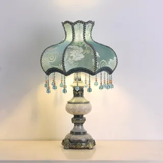 Mengjay Antik-Stil Tischlampe mit Resin-Basis & Stofflampe, E27-Fassung (ohne Glühbirne), 1,5m Kabel mit Schalter – Elegante Beleuchtung für Schlafzimmer & Wohnzimmer (B)